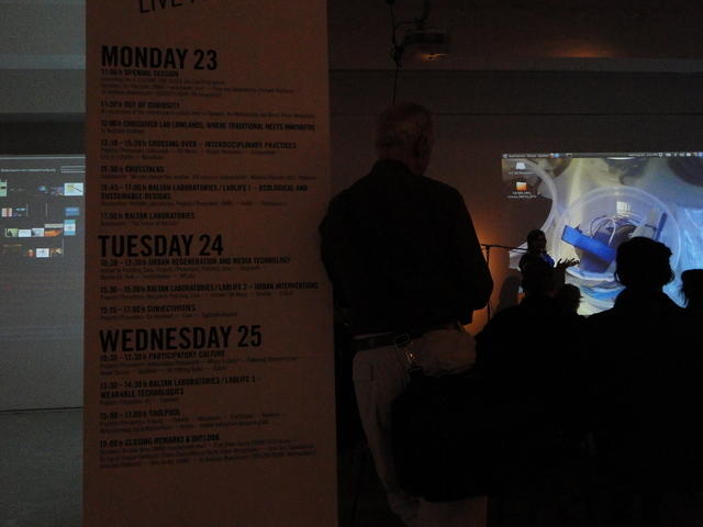 Dortmund_e_textile_softwearables_greeting13