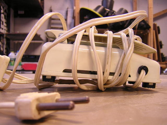 Probably a sewing machine foot controller

 0 
 Dustbin Kringwinkel Dilbeek